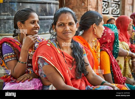 fotos de mujeres indias hermosas|550+ Hermosas Fotos de Mujeres Indias